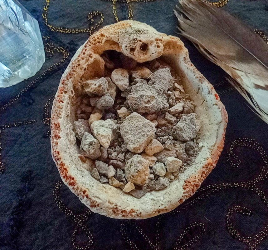 שרף קופל שחור לניקוי עמוק של תת המודע
